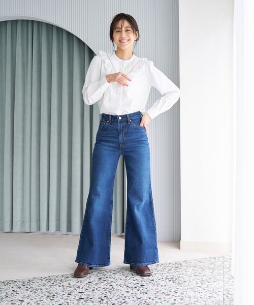 Levi's（リーバイス）の「Levi's/リーバイス RIBCAGE BELLS ミディアムインディゴ SONOMA TRAIN（デニムパンツ・レディース・インディゴブルー・26inch/23inch/27inch/28inch/25inch/24inch）」の19枚目の写真