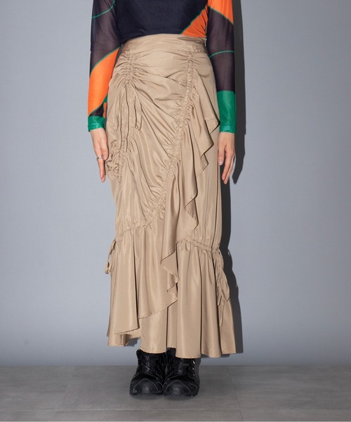 MAISON BREEZE reveur（メゾンブリーズレヴール）の「【MAISON BREEZE reveur】マーメイドシャーリングフリルスカート trc（スカート・レディース・ベージュ/ブラック/カーキ・FREE）」の17枚目の写真