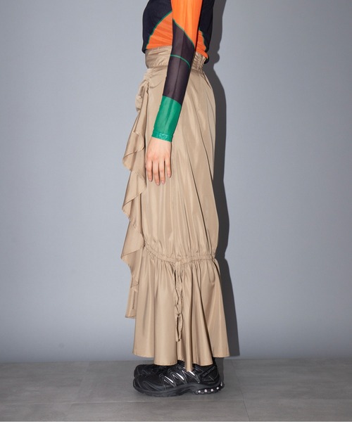 MAISON BREEZE reveur（メゾンブリーズレヴール）の「【MAISON BREEZE reveur】マーメイドシャーリングフリルスカート trc（スカート・レディース・ベージュ/ブラック/カーキ・FREE）」の18枚目の写真