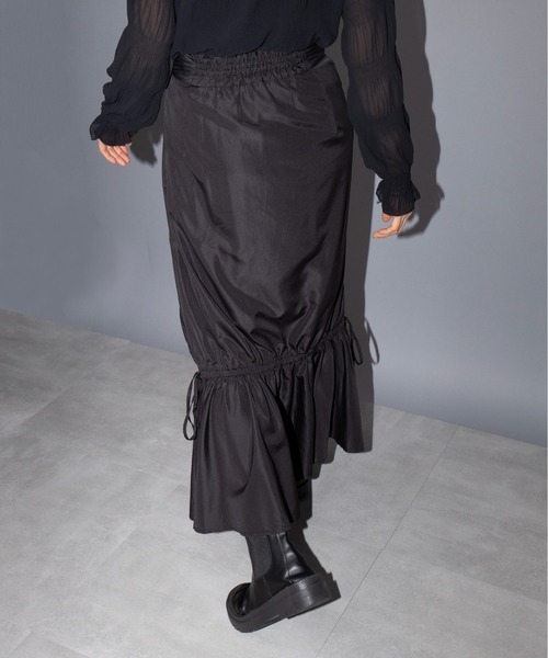 MAISON BREEZE reveur（メゾンブリーズレヴール）の「【MAISON BREEZE reveur】マーメイドシャーリングフリルスカート trc（スカート・レディース・ベージュ/ブラック/カーキ・FREE）」の7枚目の写真