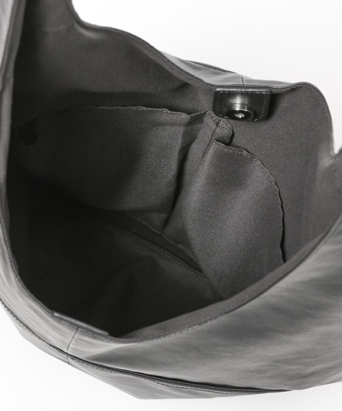 LOWRYS FARM（ローリーズファーム）の「ヤワラカルイＢＩＧトートＢＡＧ　100157（トートバッグ・レディース・ブラック/ブラウン/アイボリー・FREE）」の12枚目の写真