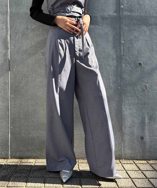 ENVYM（アンビー）の「バックスリットスラックスパンツ（スラックス・レディース・グレー/ブラック・MEDIUM/SMALL）」の19枚目の写真