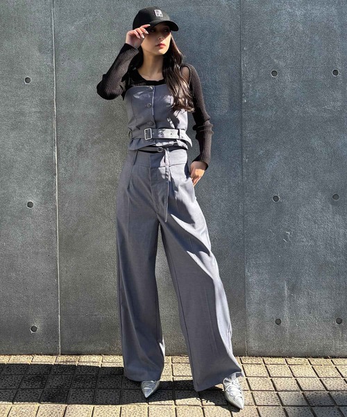 ENVYM（アンビー）の「バックスリットスラックスパンツ（スラックス・レディース・グレー/ブラック・MEDIUM/SMALL）」の17枚目の写真