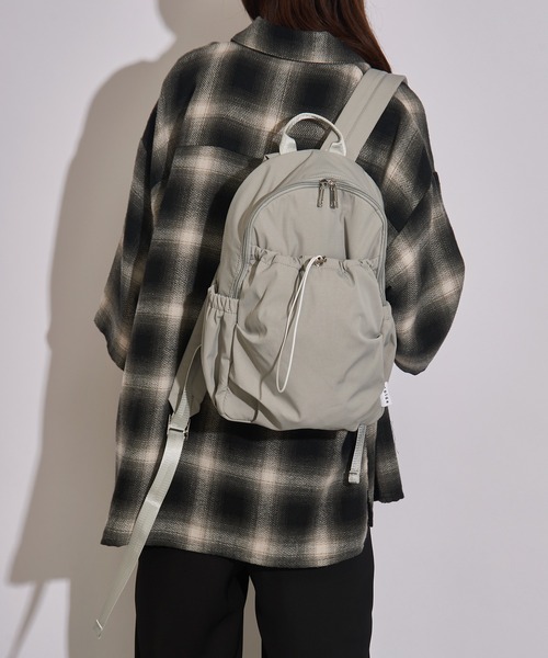 COLDE (コルデ)の「【COLDE】ギャザーナイロンバックパック リュックサック 3241-315-1(バックパック/リュック・レディース・ブラック/グレー/モカ/アイボリー・FREE)」の16枚目の写真