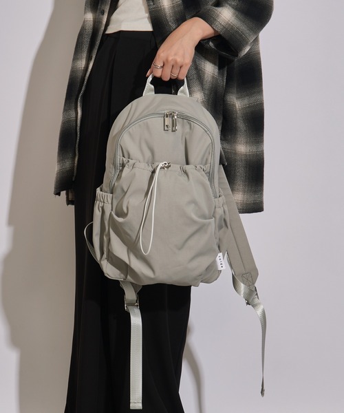 COLDE (コルデ)の「【COLDE】ギャザーナイロンバックパック リュックサック 3241-315-1(バックパック/リュック・レディース・ブラック/グレー/モカ/アイボリー・FREE)」の18枚目の写真