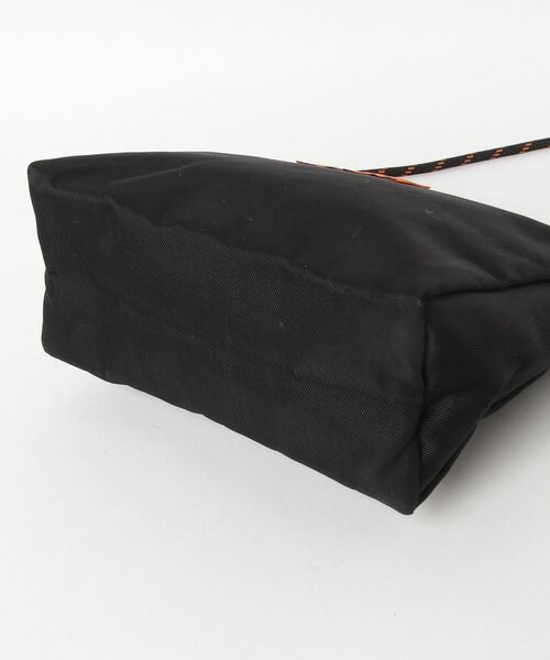 UNIVERSAL OVERALL（ユニバーサルオーバーオール）の「UNIVERSAL OVERALL NEW DELTA ｻｺｯﾁ（ショルダーバッグ・メンズ・ブラック/ライトブルー/チャコール/オレンジ/ネイビー/ベージュ/ライトグリーン・FREE）」の8枚目の写真