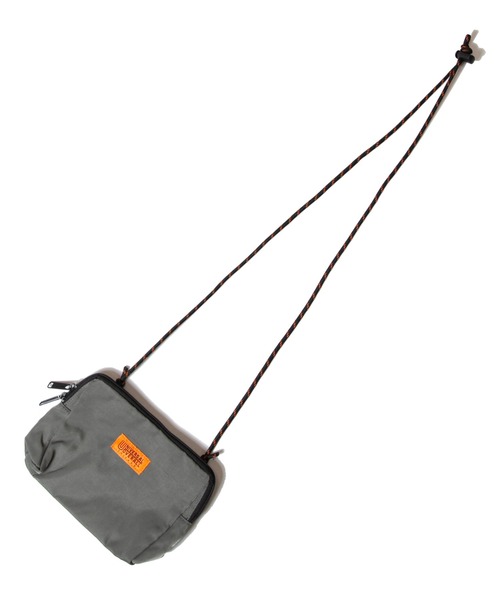 UNIVERSAL OVERALL（ユニバーサルオーバーオール）の「UNIVERSAL OVERALL NEW DELTA ｻｺｯﾁ（ショルダーバッグ・メンズ・ブラック/ライトブルー/チャコール/オレンジ/ネイビー/ベージュ/ライトグリーン・FREE）」の3枚目の写真