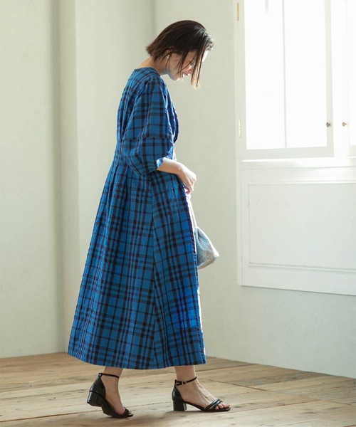 OPAQUE.CLIP（オペークドットクリップ）の「◆サッカーチェックタックフレアワンピース【洗える】（ワンピース・レディース・ブルー系その他/ブラック・36/42/40/38）」の13枚目の写真