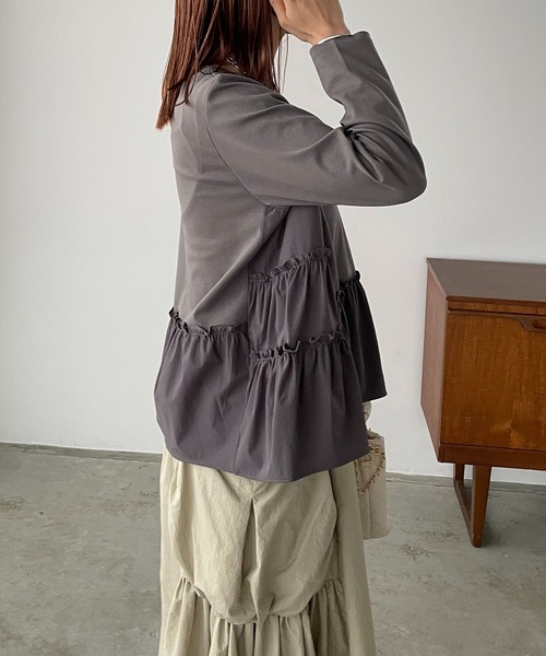 antic rag（アンティックラグ）の「シャーリングティアードペプラムプルオーバー（Tシャツ/カットソー・レディース・ホワイト/グレー/ブラック・FREE）」の16枚目の写真