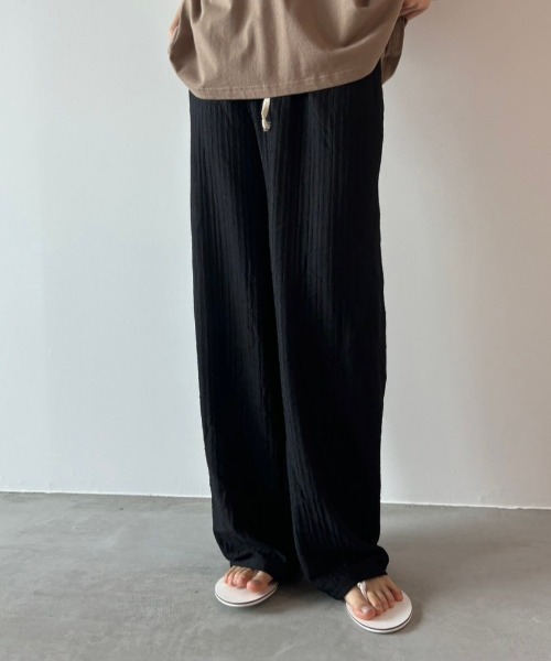 Unitage(ユニテージ)の「カットジャガードイージーパンツ(その他パンツ・レディース・ブルー/ホワイト/ブラック/グリーン/ピンクベージュ・FREE)」の3枚目の写真