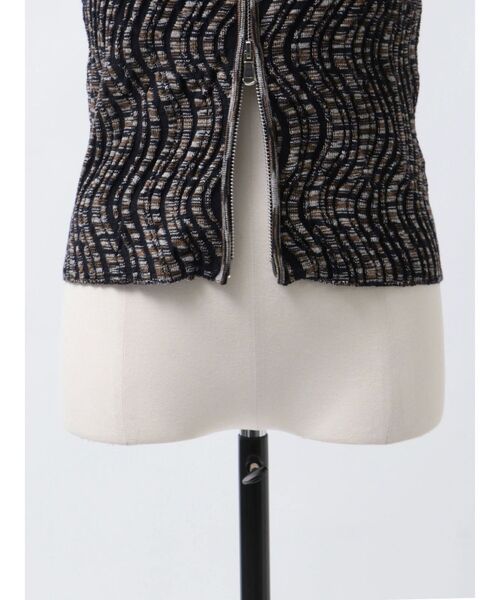 VEQUM（VEQUM）の「【VEQUM】WAVING HI NECK RIB TANKTOP（タンクトップ・レディース・グレー/ブラック/アイボリー/ブラウン・FREE）」の10枚目の写真