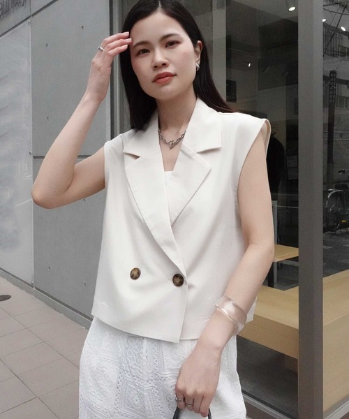 CORNERS（コーナーズ）の「クロップドベスト（ベスト・レディース・チャコールグレー/アイボリー/ブラック・M）」の19枚目の写真