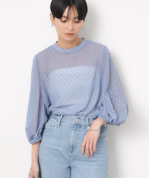 OPAQUE.CLIP（オペークドットクリップ）の「◆シアーフリンジドットタックスリーブブラウス【洗濯機洗い可】（シャツ/ブラウス・レディース・ライトブルー/ブラック/オフホワイト・42/40/38）」の3枚目の写真