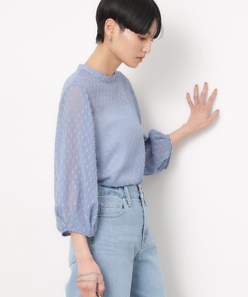 OPAQUE.CLIP（オペークドットクリップ）の「◆シアーフリンジドットタックスリーブブラウス【洗濯機洗い可】（シャツ/ブラウス・レディース・ライトブルー/ブラック/オフホワイト・42/40/38）」の12枚目の写真