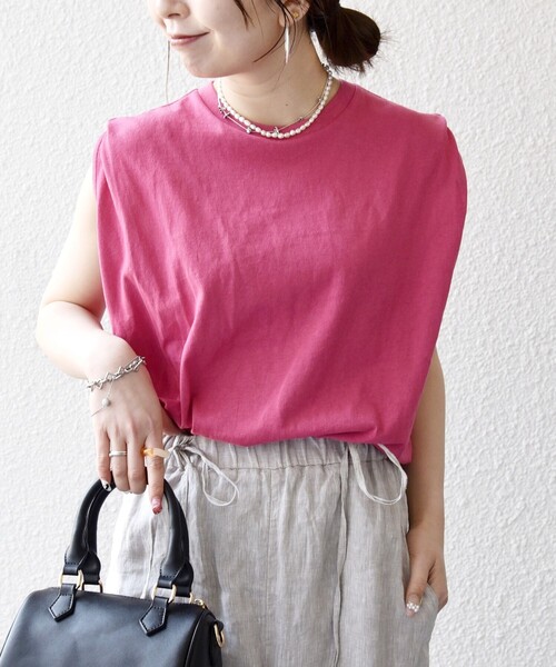 SHIPS any(シップス エニィ)の「SHIPS any:〈抗菌防臭/洗濯機可能〉USAコットン ラウンドヘム ノースリーブ TEE(Tシャツ/カットソー・レディース・ホワイト/ブラック/ブラウン/オレンジ/オリーブ/ピンク・ONE SIZE)」の5枚目の写真