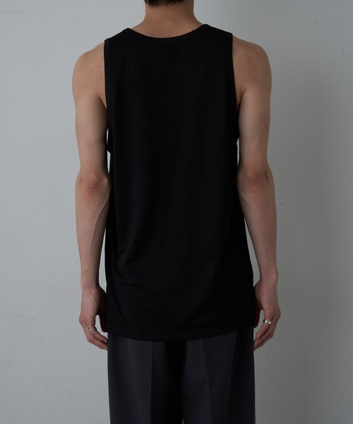 COLONY 2139（コロニートゥーワンスリーナイン）の「G.Y.M スポーティーポンチロングタンク（タンクトップ・メンズ・ホワイト/ブラック・LARGE/MEDIUM）」の20枚目の写真