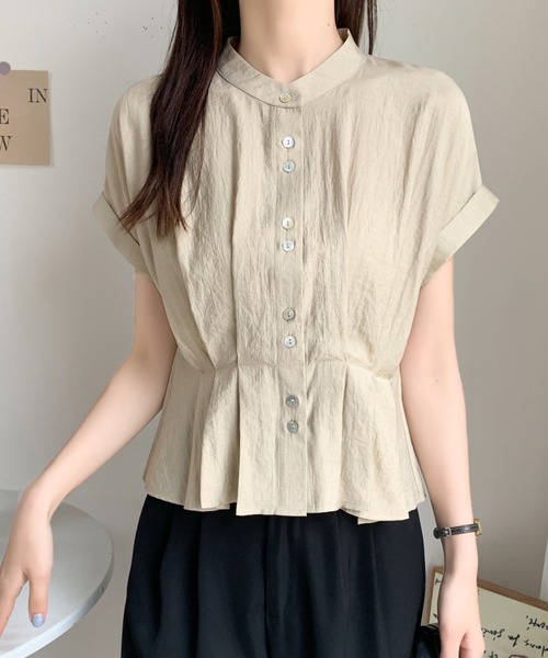 ABITOKYO（アビトーキョー）の「フロントタック貝ボタンシャツブラウス