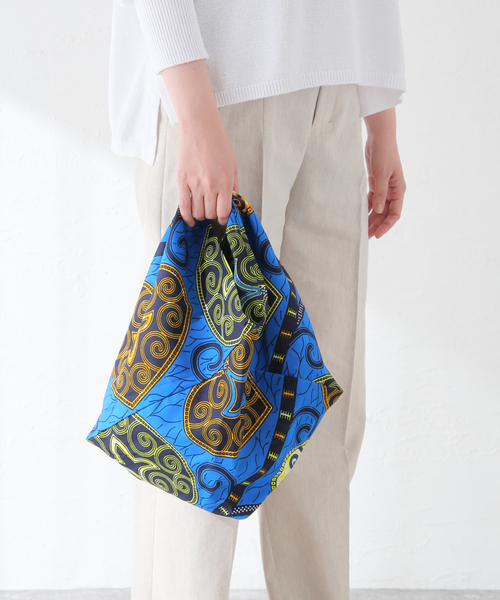 B.C STOCK（ベーセーストック）の「AFRICAN SQUARE/アフリカンスクエア 別注 パーニュアヅマブクロ（ハンドバッグ・レディース・レッド/ピンク/ブルー/グリーン・FREE）」の14枚目の写真