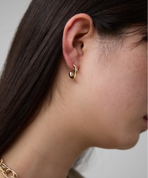NEW★GIVENCH★ロゴチャーム・フープピアス シルバー フープピアス チェーンチャーム（ピアス） | COCOSHNIK