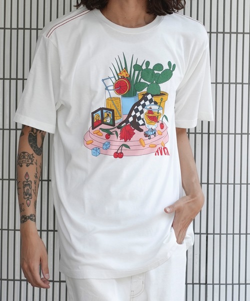 RVCA(ルーカ)の「RVCA メンズ 【LUKE P】 LUKE STILL LIFE SS Tシャツ 【2024年夏モデル】/ルーカ半袖Tシャツ(Tシャツ/カットソー・メンズ・オフホワイト/ブラック・LARGE/MEDIUM/SMALL/X-LARGE)」の8枚目の写真