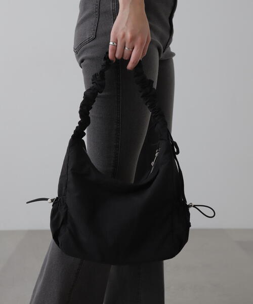 FREE'S MART（フリーズマート）の「◆サイドドロストポケットバッグ（ハンドバッグ・レディース・ブラック/ブルー・ﾌﾘ-）」の3枚目の写真