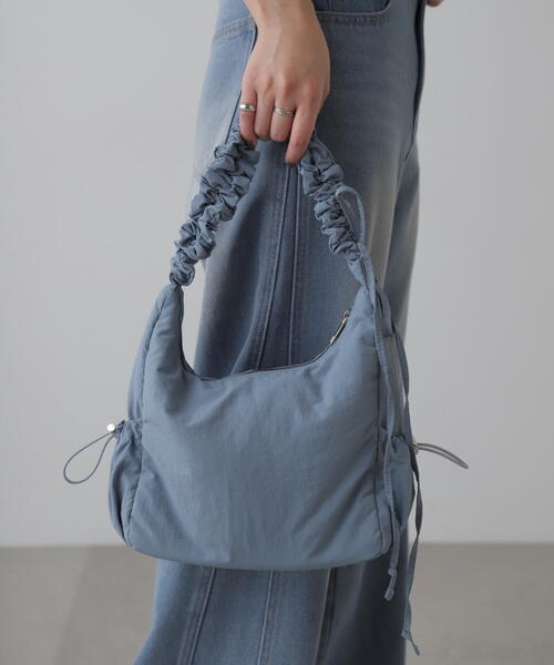 FREE'S MART（フリーズマート）の「◆サイドドロストポケットバッグ（ハンドバッグ・レディース・ブラック/ブルー・ﾌﾘ-）」の9枚目の写真