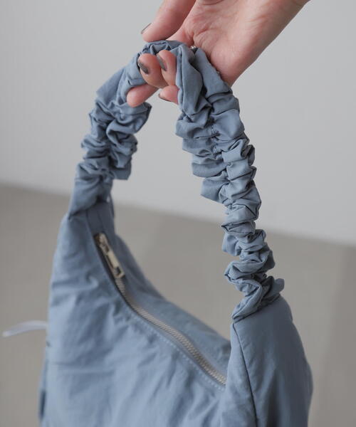 FREE'S MART（フリーズマート）の「◆サイドドロストポケットバッグ（ハンドバッグ・レディース・ブラック/ブルー・ﾌﾘ-）」の10枚目の写真