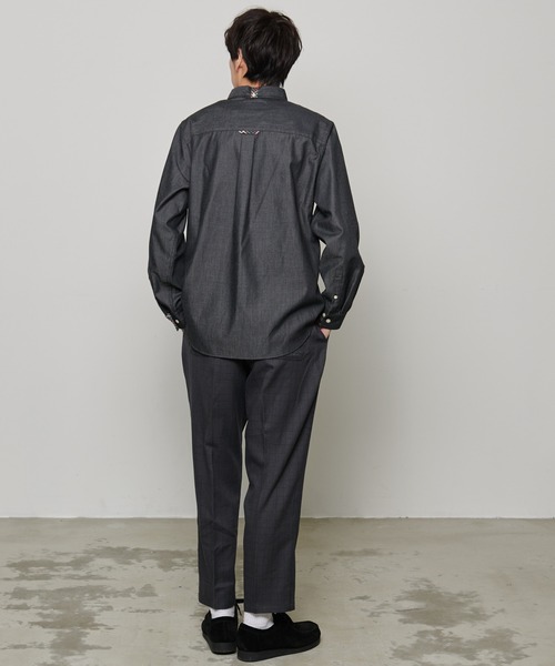 Arnold Palmer（アーノルドパーマー）の「イージーケア デニム 長袖 シェア シャツ（シャツ/ブラウス・レディース・ブラック/ネイビー・S/XS/LL/L/M）」の6枚目の写真