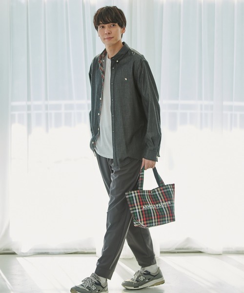 Arnold Palmer（アーノルドパーマー）の「イージーケア デニム 長袖 シェア シャツ（シャツ/ブラウス・レディース・ブラック/ネイビー・S/XS/LL/L/M）」の13枚目の写真