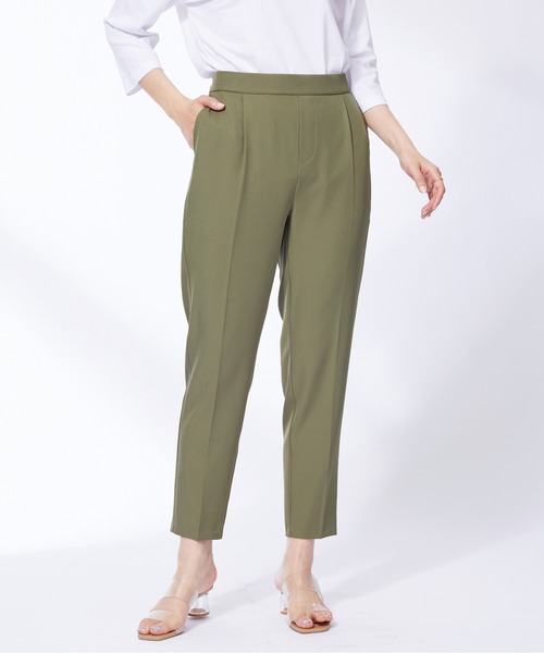 BELLUNA PLUS（ベルーナ）の「サラサラ美脚テーパードパンツ６５丈（その他パンツ・レディース・ピンク/ブラック/ブルー/ブルーグリーン/アイボリー/グリーン/チャコール/コーラル/ネイビー/ローズ/オリーブ・SMALL/LARGE/MEDIUM/X-LARGE）」の18枚目の写真