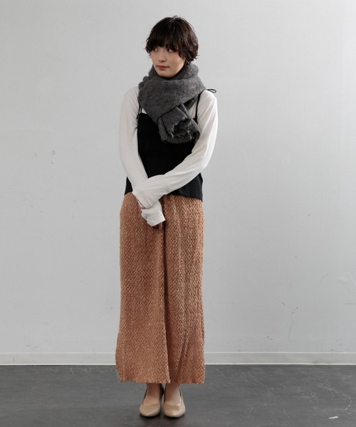 AMERICAN RAG CIE（アメリカンラグシー）の「【ARC】ブラッシュドニットマフラー（マフラー・レディース・オフホワイト/グレー/ベージュ/チャコール・FREE）」の14枚目の写真