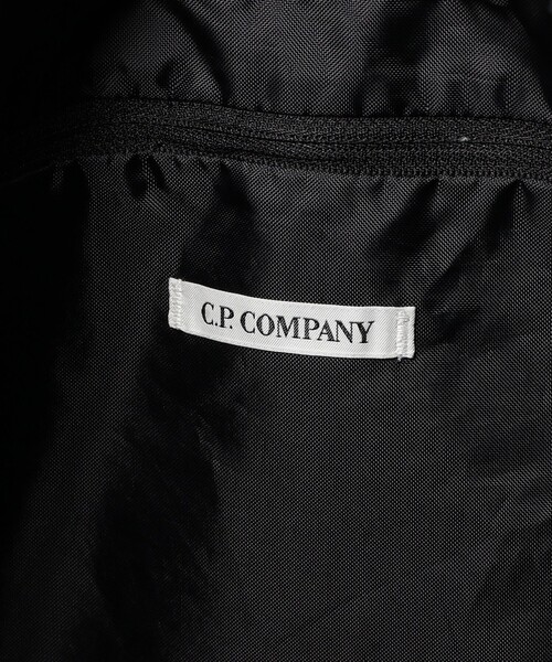 C.P. COMPANY(シーピーカンパニー)の「C.P. Company / Nylon B Tote Bag(ショルダーバッグ・メンズ・ブラック/ブラウン系その他4・ONE SIZE)」の13枚目の写真