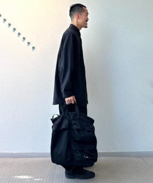 C.P. COMPANY(シーピーカンパニー)の「C.P. Company / Nylon B Tote Bag(ショルダーバッグ・メンズ・ブラック/ブラウン系その他4・ONE SIZE)」の20枚目の写真