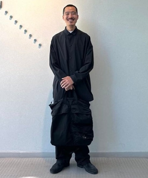 C.P. COMPANY(シーピーカンパニー)の「C.P. Company / Nylon B Tote Bag(ショルダーバッグ・メンズ・ブラック/ブラウン系その他4・ONE SIZE)」の19枚目の写真