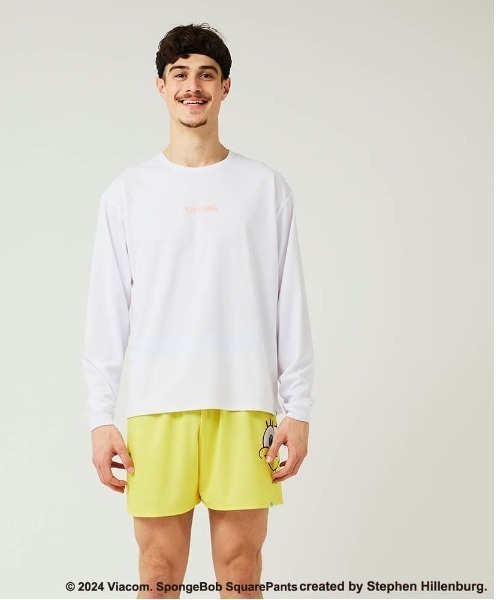 SPALDING（スポルディング）の「【SPALDING/スポルディング】ロングスリーブTシャツ スポンジ・ボブ ビッグフェイス/UVカット吸水速乾長袖ロンT（Tシャツ/カットソー・メンズ・ホワイト/ブルー・MEDIUM/LARGE）」の4枚目の写真