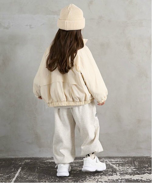 b・ROOM（ビールーム）の「【2WAY】ビッグシルエットリバーシブルブルゾン（ブルゾン・キッズ・ネイビー/グレー/アイボリー/カーキ・100cm/110cm/120cm/130cm/140cm/150cm）」の13枚目の写真