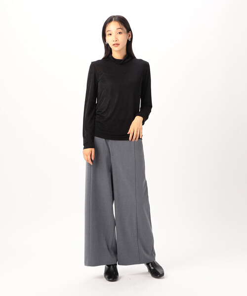COMME CA ISM(コムサイズム)の「ハイネック長袖 Tシャツ(Tシャツ/カットソー・レディース・アイボリー/ブラック/サックスブルー/グレー・MEDIUM/LARGE)」の10枚目の写真