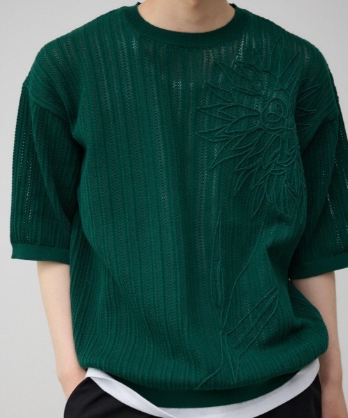 クロシェフラワーニットトップス（ニット/セーター）｜AZUL BY MOUSSY（アズールバイマウジー）