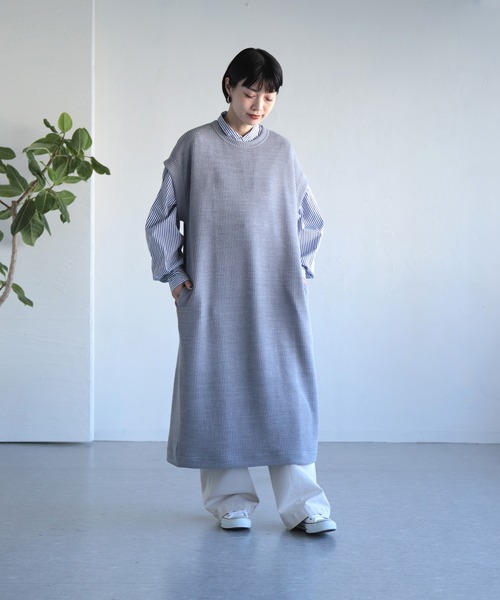 OWLEYE by domingo（アウルアイ バイドミンゴ）の「[ OWLEYE by domingo / アウルアイ ] リブニット ロングベスト（ワンピース・レディース・グレイッシュベージュ/ミント/ライトグレー・FREE）」の5枚目の写真