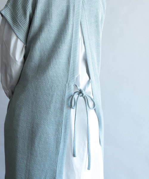 OWLEYE by domingo（アウルアイ バイドミンゴ）の「[ OWLEYE by domingo / アウルアイ ] リブニット ロングベスト（ワンピース・レディース・グレイッシュベージュ/ミント/ライトグレー・FREE）」の15枚目の写真
