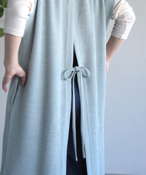 OWLEYE by domingo（アウルアイ バイドミンゴ）の「[ OWLEYE by domingo / アウルアイ ] リブニット ロングベスト（ワンピース・レディース・グレイッシュベージュ/ミント/ライトグレー・FREE）」の19枚目の写真