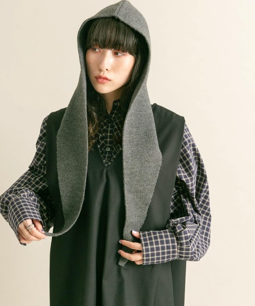 KBF（ケイビーエフ）の「フードマフラー（マフラー・レディース・ボルドー/グレー・ONE）」の7枚目の写真