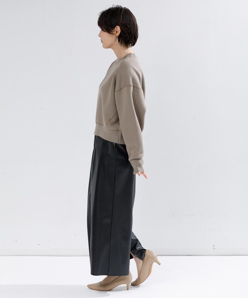 upperhights(アッパーハイツ)の「【WOMEN】upper hights Kloss フェイクレザースカート(スカート・レディース・ブラック・000/1)」の6枚目の写真