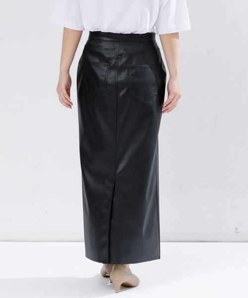 セール】【WOMEN】upper hights Kloss フェイクレザースカート