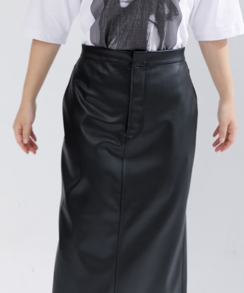 アッパーハイツ レザースカート