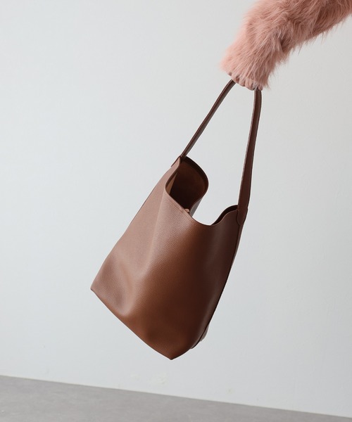 BLUEEAST（ブルーイースト）の「ワンハンドルトートバッグ（トートバッグ・レディース・ブラック/グレイッシュベージュ/ブラウン・FREE）」の9枚目の写真