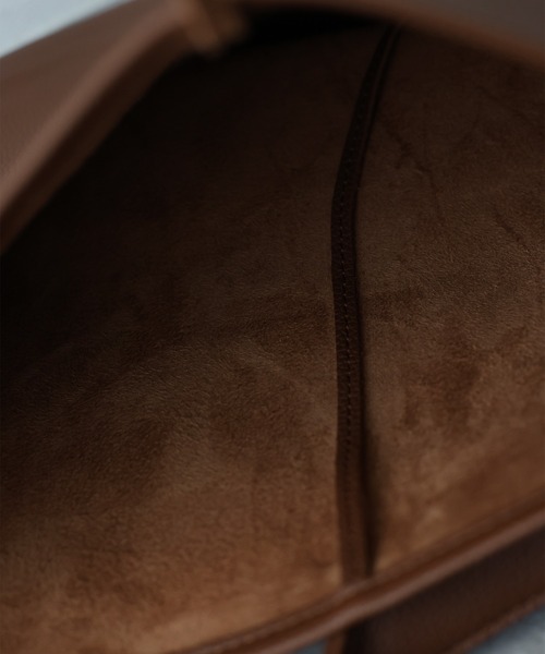 BLUEEAST（ブルーイースト）の「ワンハンドルトートバッグ（トートバッグ・レディース・ブラック/グレイッシュベージュ/ブラウン・FREE）」の18枚目の写真