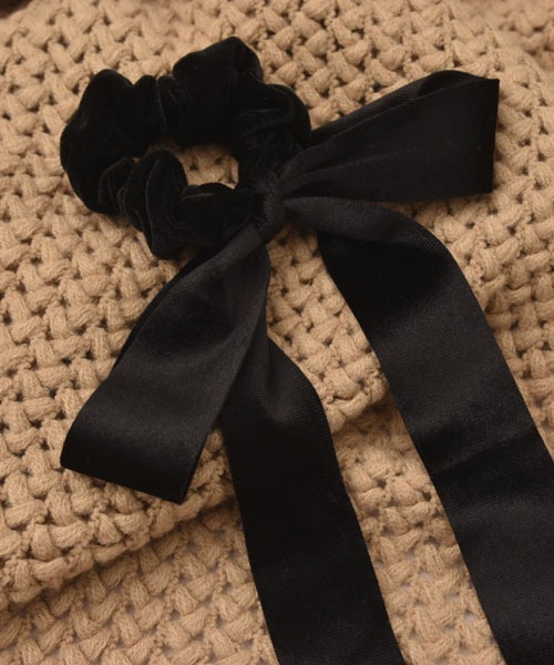 VIBGYOR Women(ヴィブジョー ウィメン)の「【float】ベロア ロング リボン シュシュ(シュシュ・レディース・ブラック・FREE)」の10枚目の写真