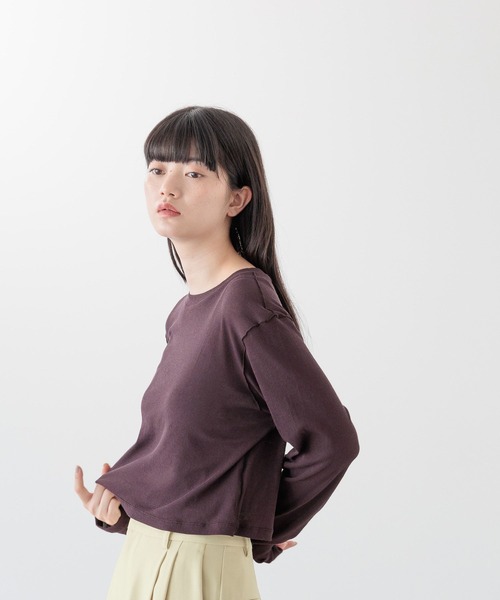 yuw(ユウ)の「シアーテレコクロップドロングスリーブ 242275(Tシャツ/カットソー・レディース・ブラック/ブラウン/ホワイト・LARGE/MEDIUM)」の17枚目の写真