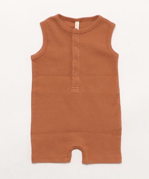【セール】【Bs】【it】【Quincy Mae】RIBBED HENLEY ROMPER || CLAY（その他ベビー用品）｜ARCHIVER（アーカイバ）